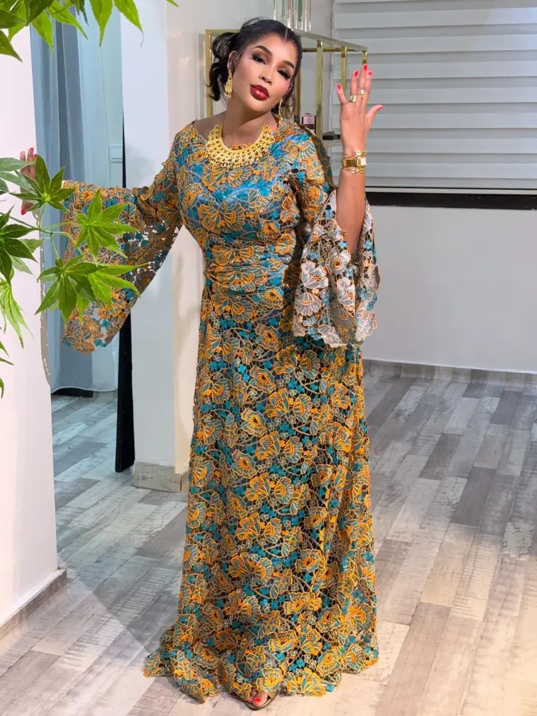 Cliente en brodé sarcelle et or
